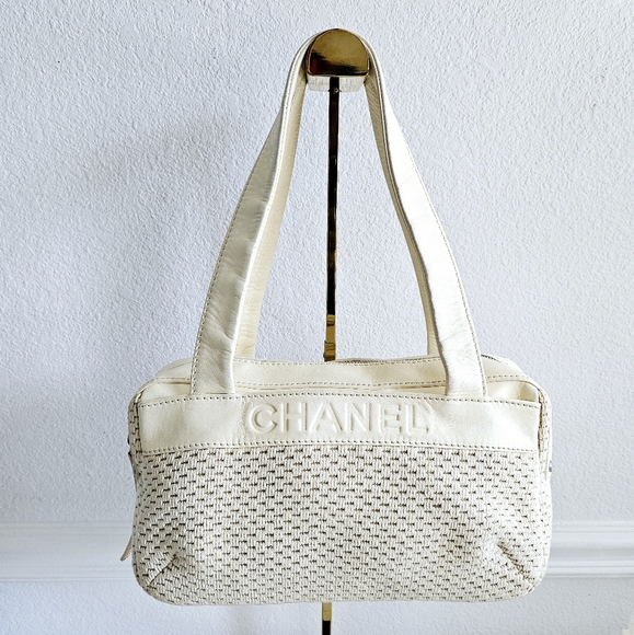 Chanel Cream Knit Canvas & Leather Shoulder Bag - Picture 3 of 12